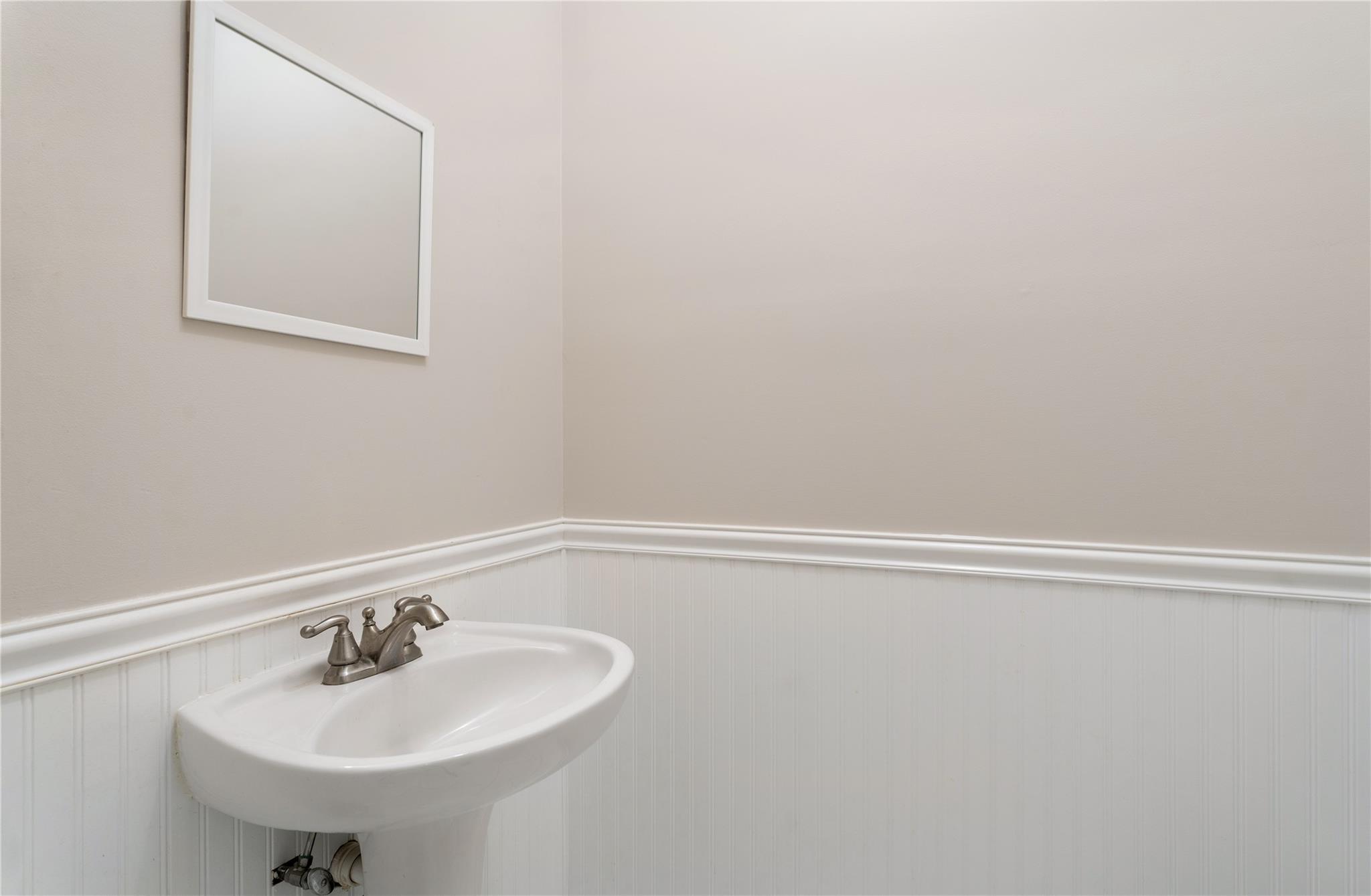 160 Windward Court, Port Jefferson, New York image 10