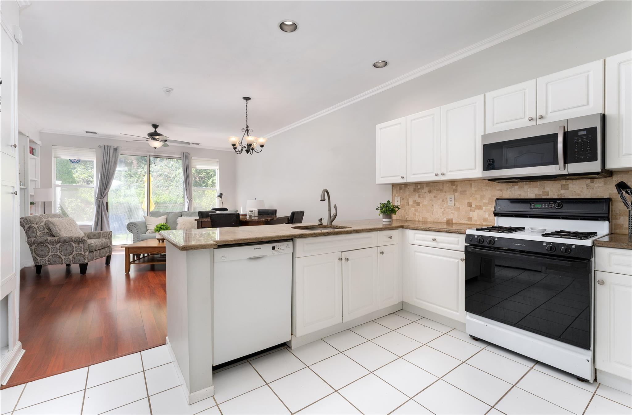 160 Windward Court, Port Jefferson, New York image 6