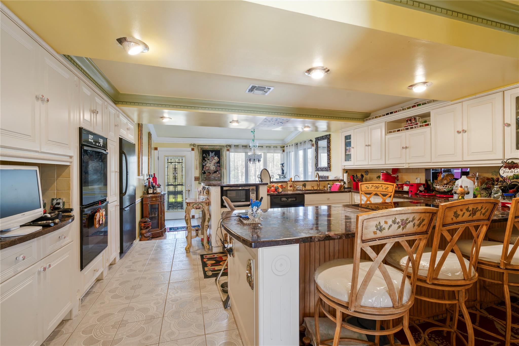 5 Woodrise Court, East Northport, New York image 3
