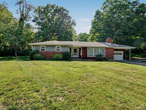 Homes For Sale - 202 Lake Walton Road<br/> Hopewell Junction, NY 12533