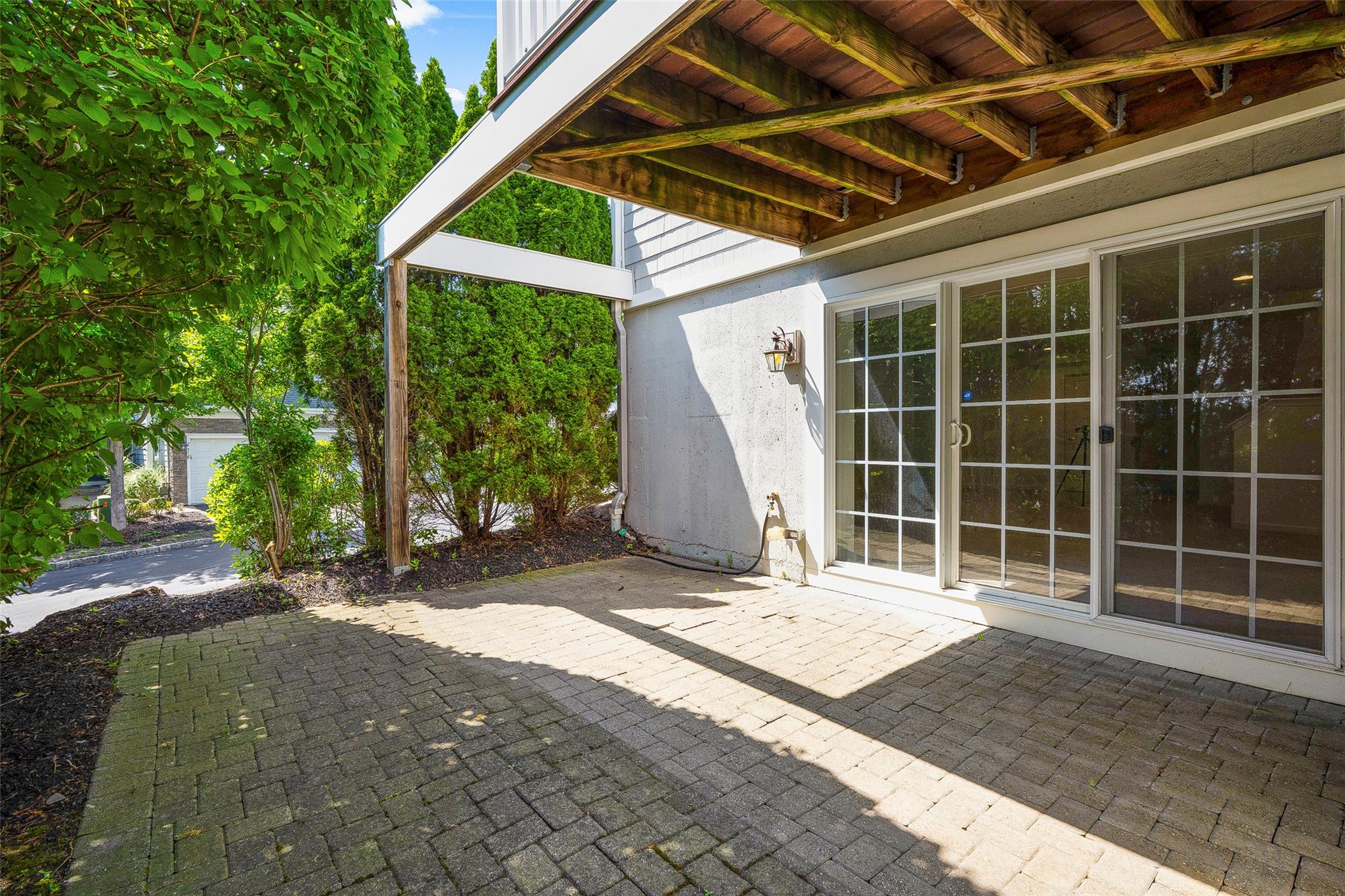 Poughkeepsie, New York 12601, United States, 2 Bedrooms Bedrooms, ,3 BathroomsBathrooms,Residential,Active,160856