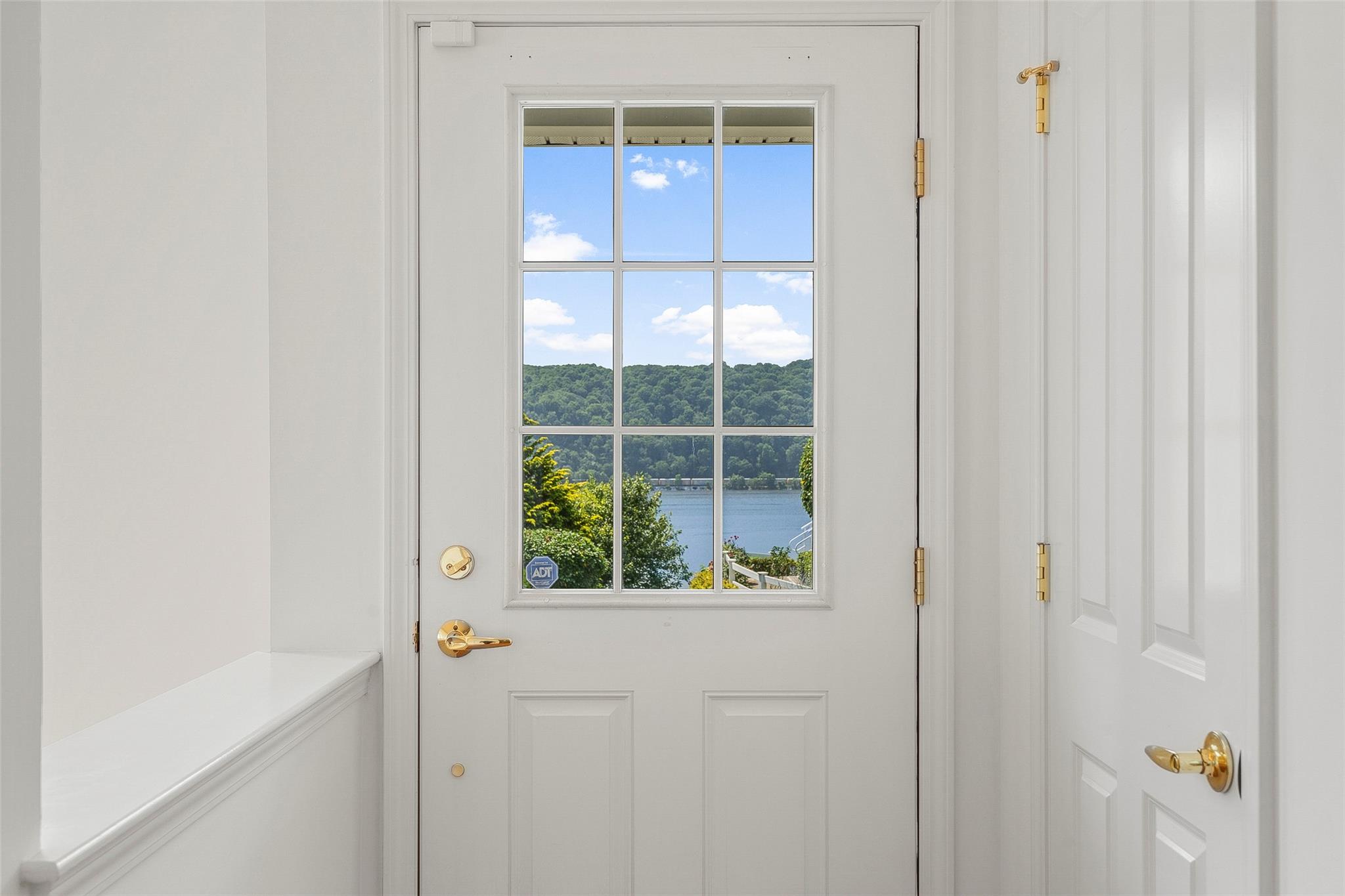 Poughkeepsie, New York 12601, United States, 2 Bedrooms Bedrooms, ,3 BathroomsBathrooms,Residential,Active,160856