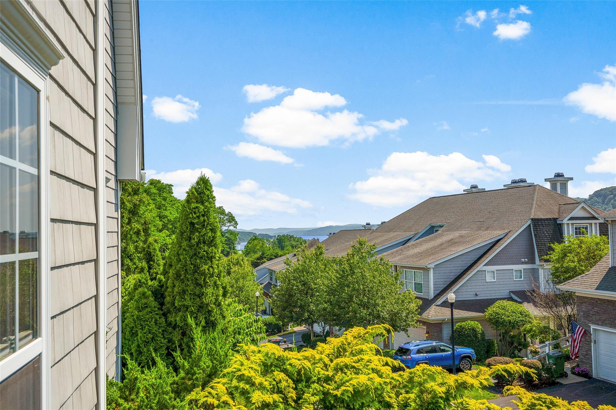 Poughkeepsie, New York 12601, United States, 2 Bedrooms Bedrooms, ,3 BathroomsBathrooms,Residential,Active,160856