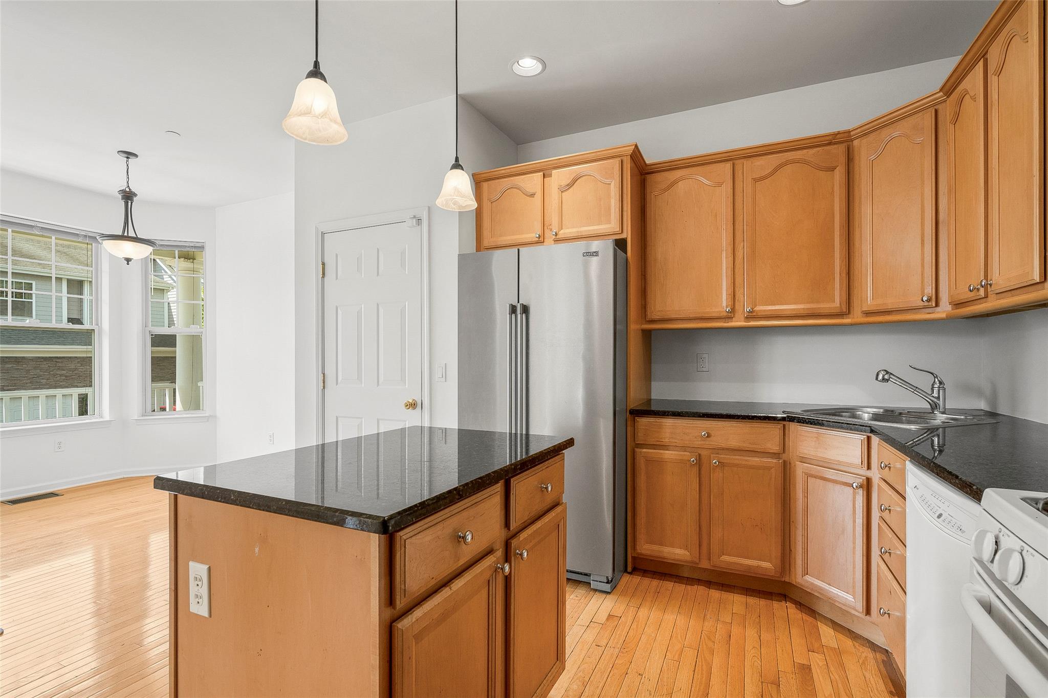 Poughkeepsie, New York 12601, United States, 2 Bedrooms Bedrooms, ,3 BathroomsBathrooms,Residential,Active,160856