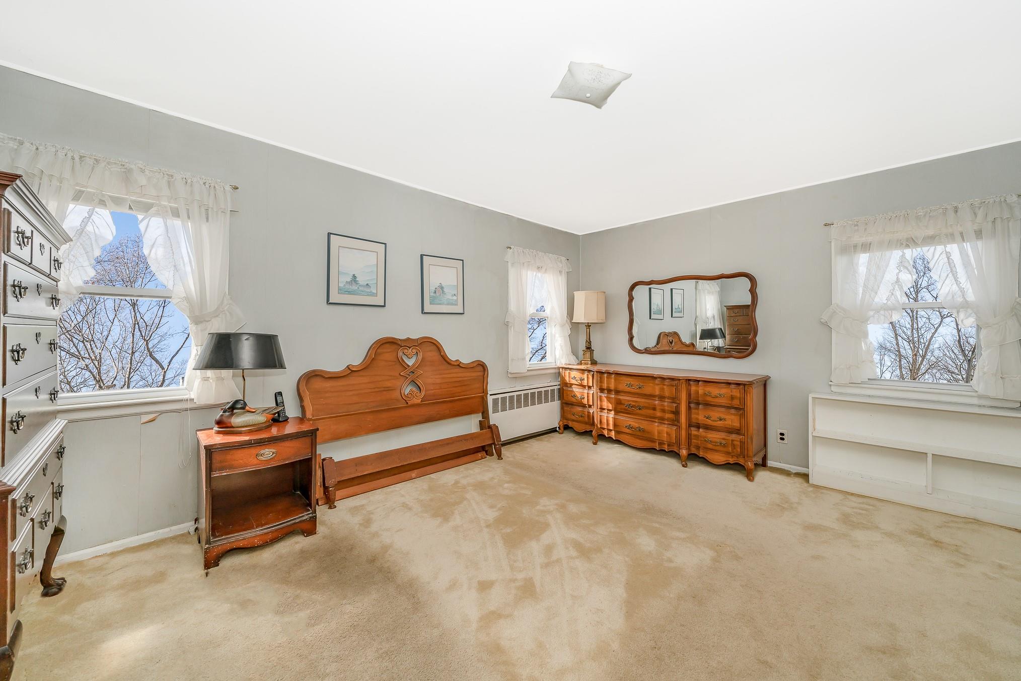 97 Rhode Island Avenue, Massapequa, New York image 7