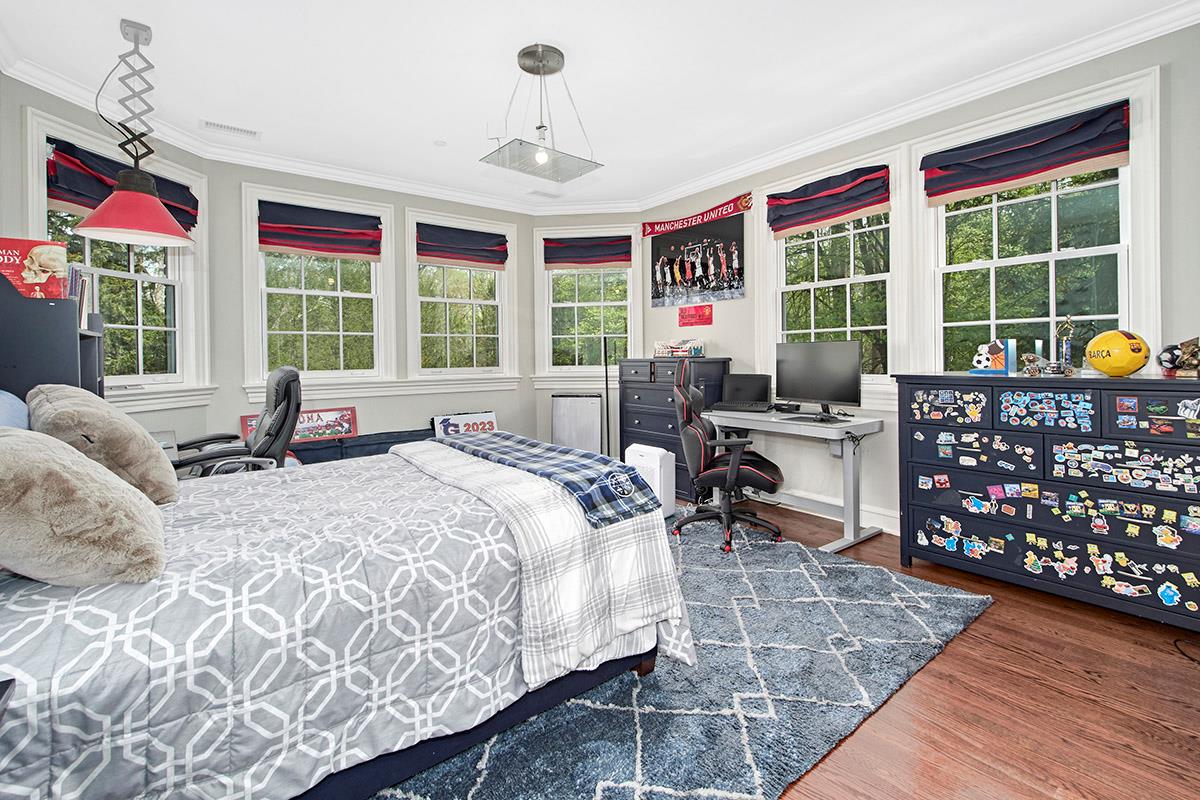 2 Heathcote Drive, Mount Kisco, New York image 28