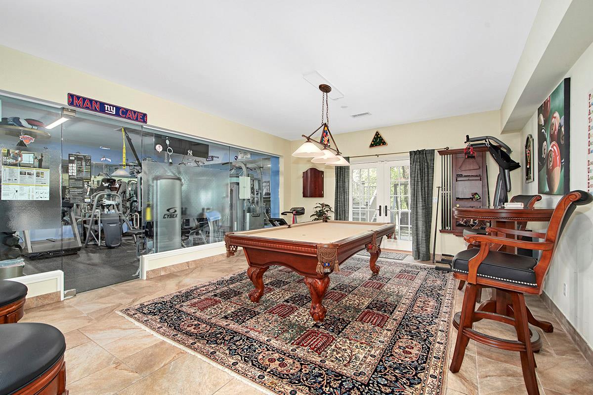 2 Heathcote Drive, Mount Kisco, New York image 33