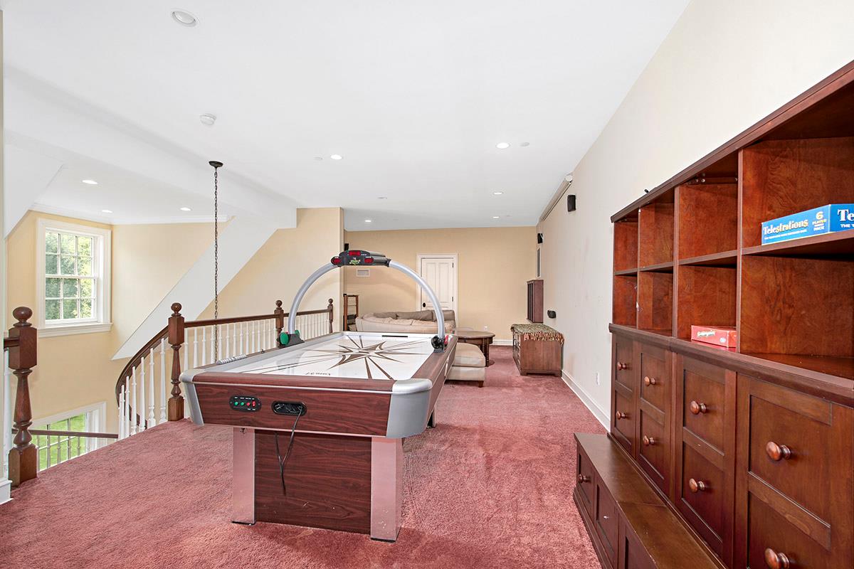 2 Heathcote Drive, Mount Kisco, New York image 31