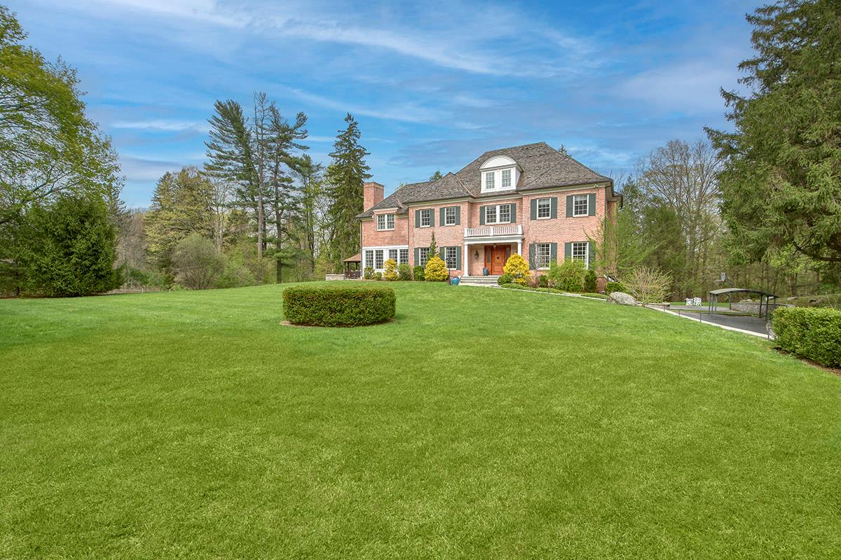 2 Heathcote Drive, Mount Kisco, New York image 41