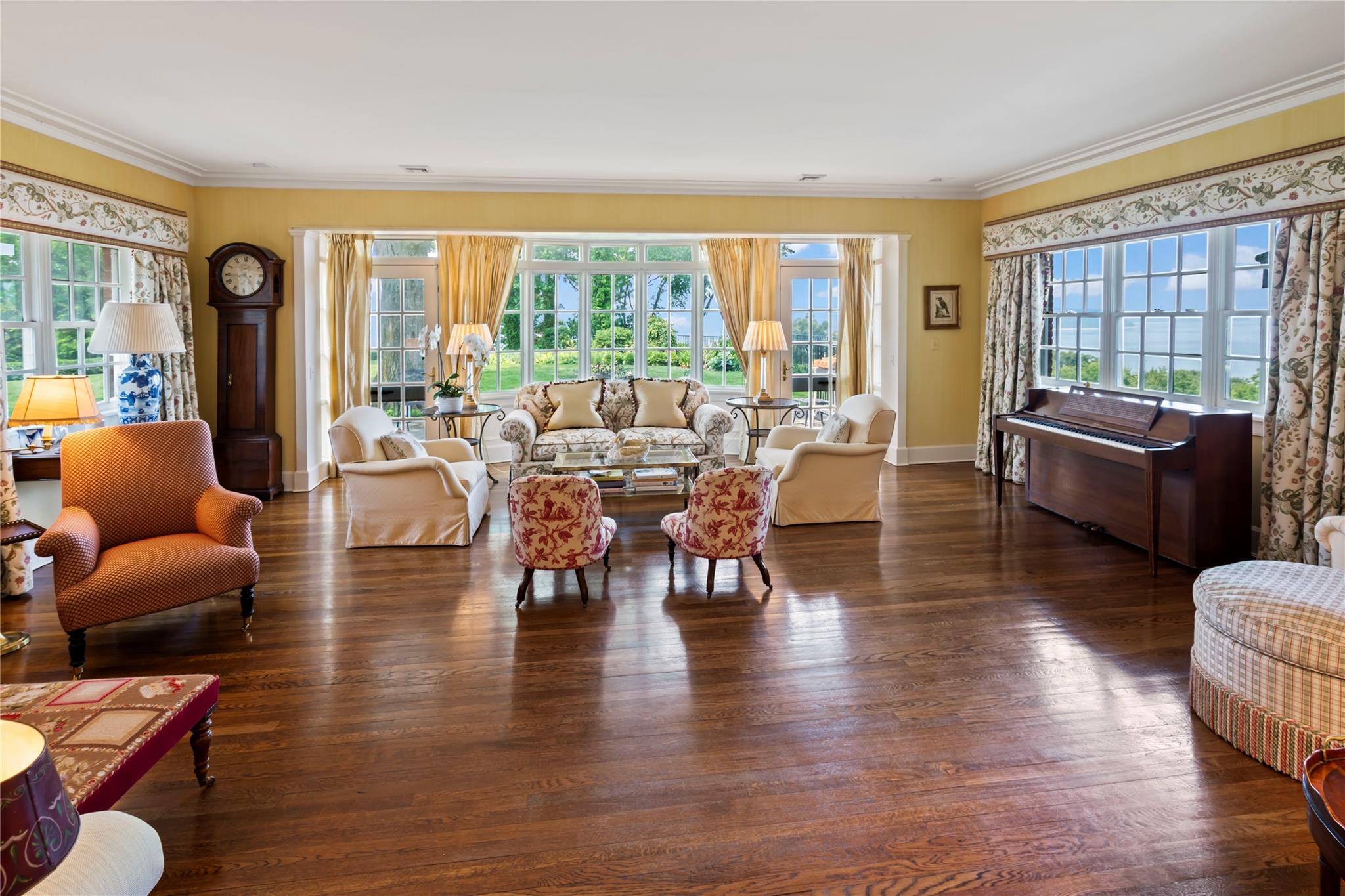116 White Hill