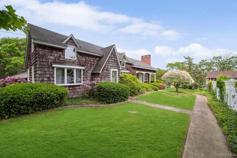 Homes For Sale - 9 Lakeland Avenue<br/> Suffolk County, Patchogue, NY 11772