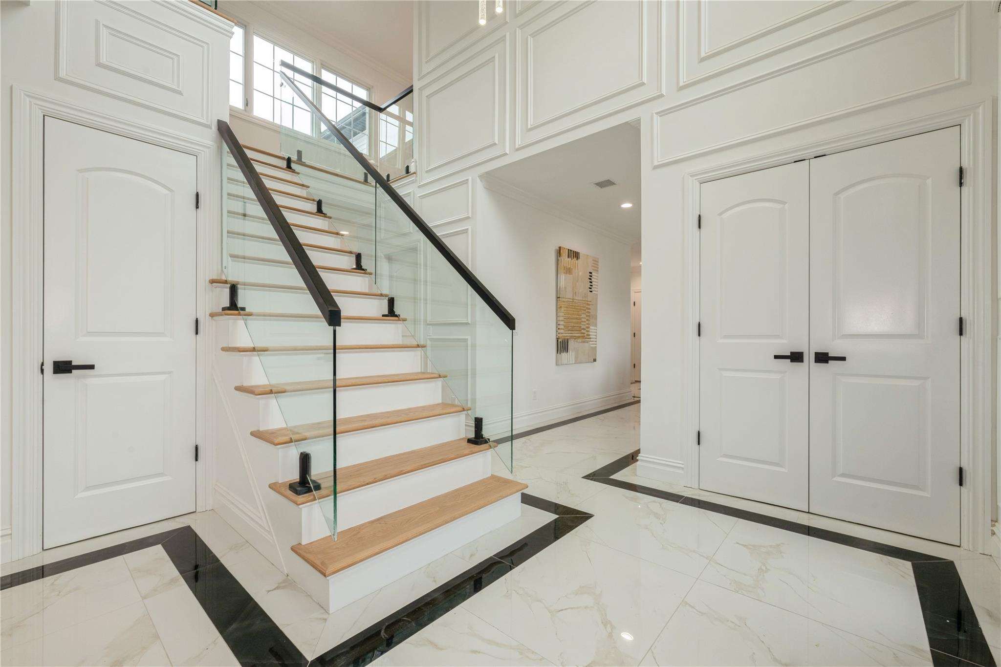 52 Cortland Ave