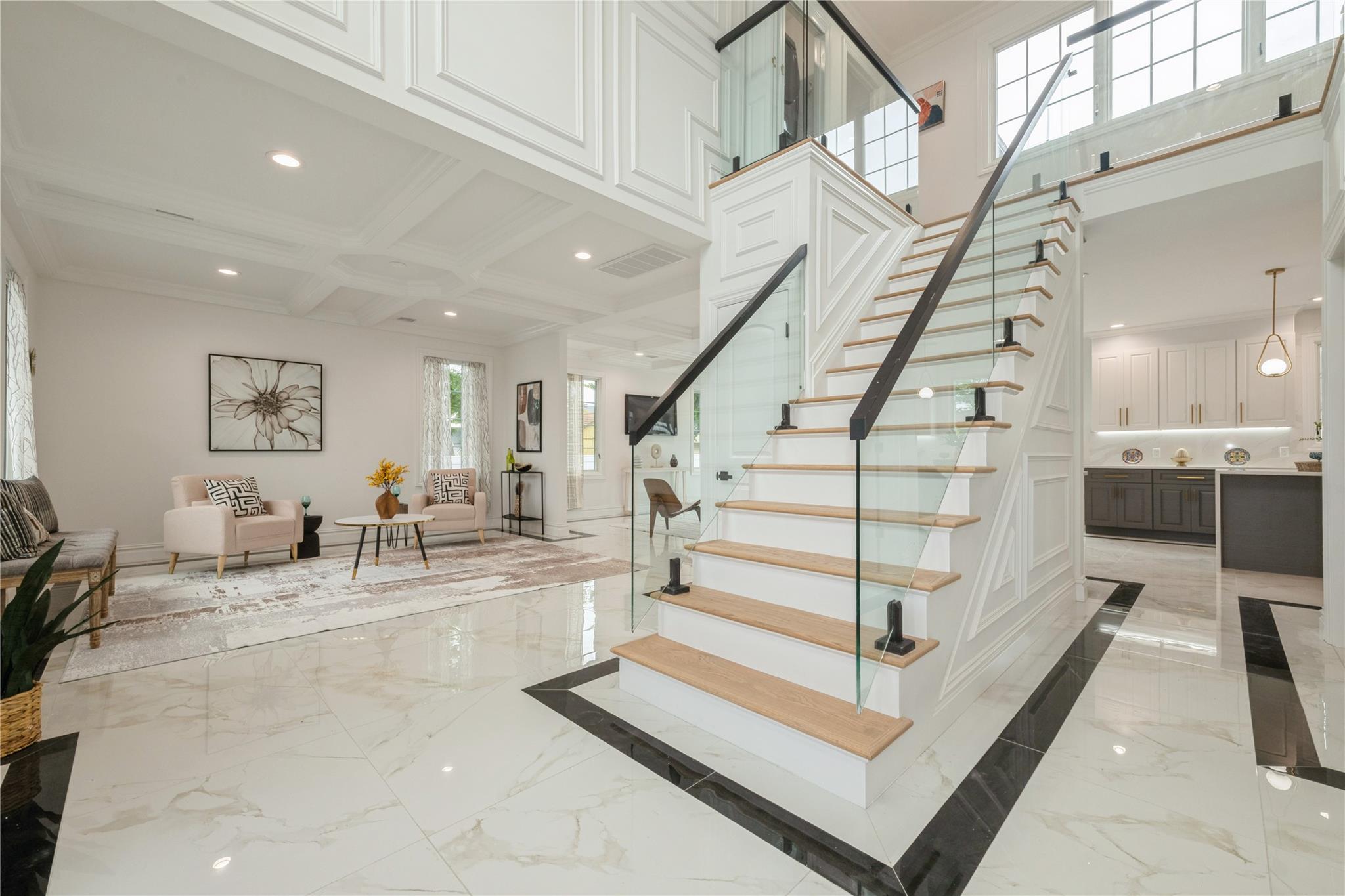 52 Cortland Ave
