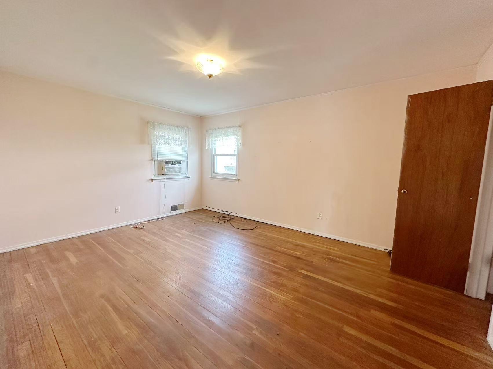 2311 Whitestone Expressway, Whitestone, New York image 3