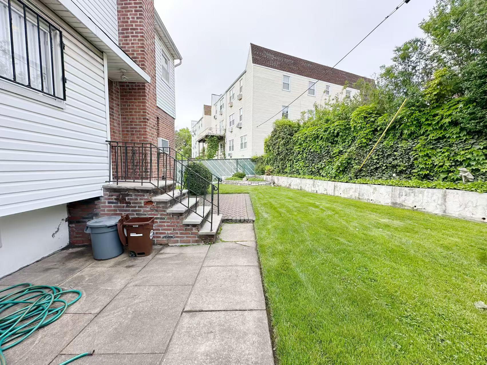 2311 Whitestone Expressway, Whitestone, New York image 6