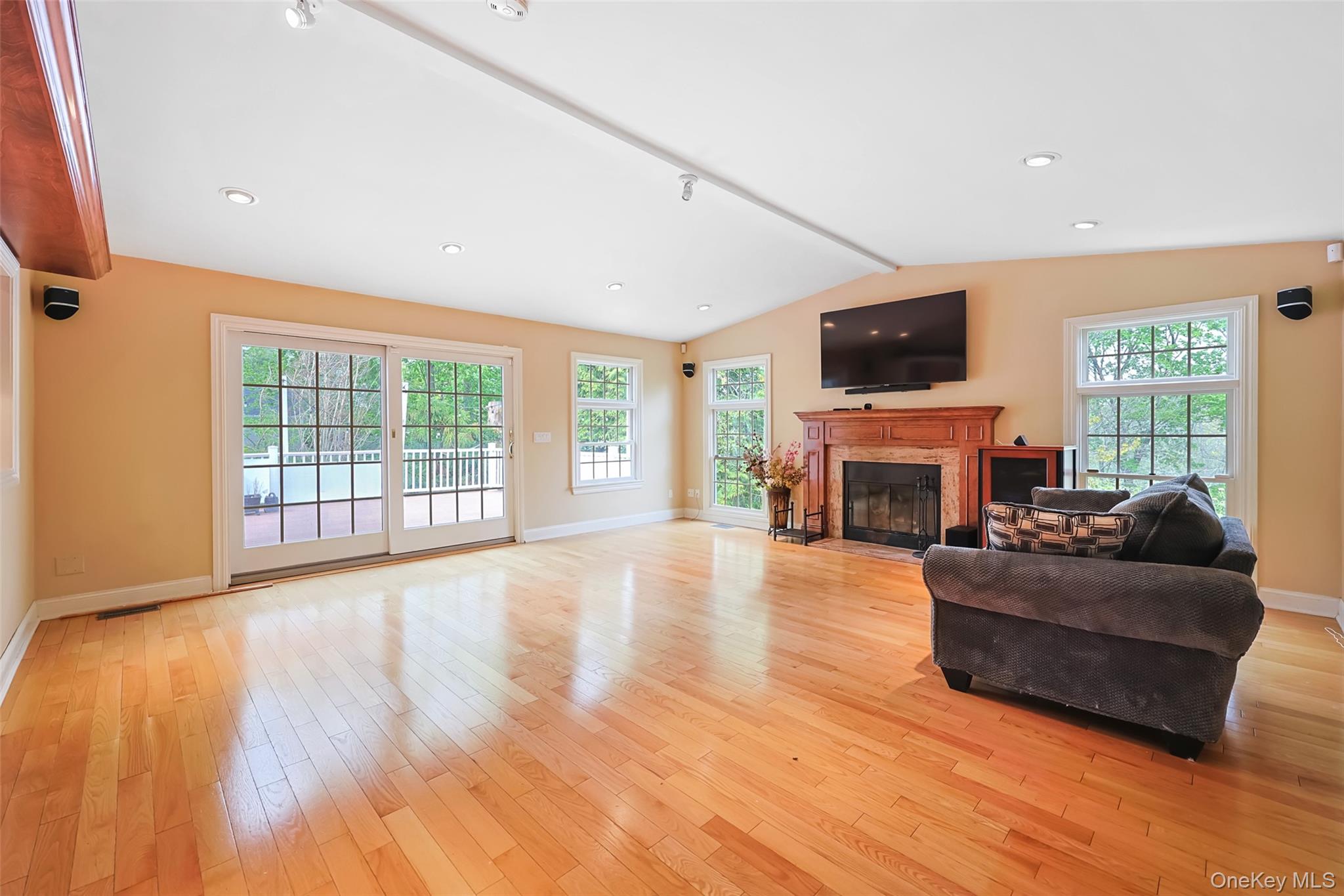 24 Timberline Drive