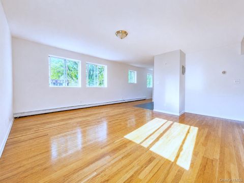 Apartment For Rent - 81-64 102nd Avenue #3RD FL<br/> Queens County, Ozone Park, NY 11416