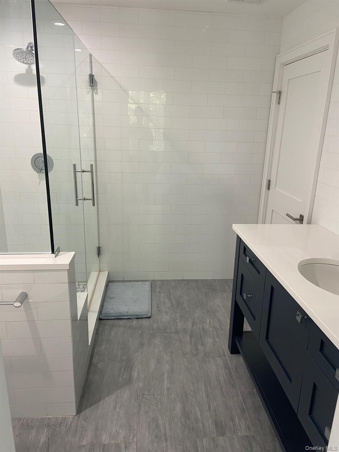 Atlantic Beach, New York 11509, United States, 6 Bedrooms Bedrooms, ,4 BathroomsBathrooms,Residential,Active,193443