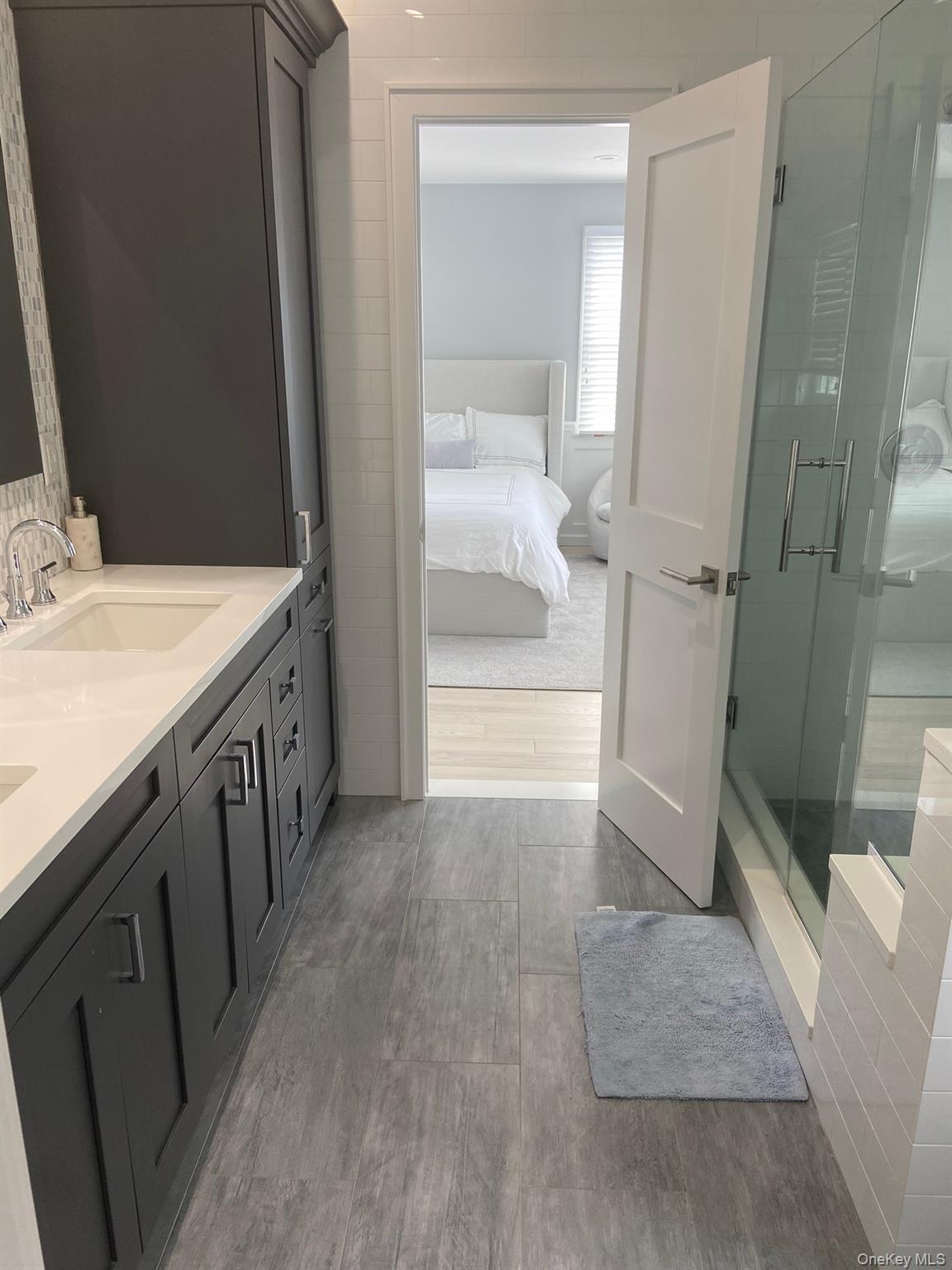 Atlantic Beach, New York 11509, United States, 6 Bedrooms Bedrooms, ,4 BathroomsBathrooms,Residential,Active,193443