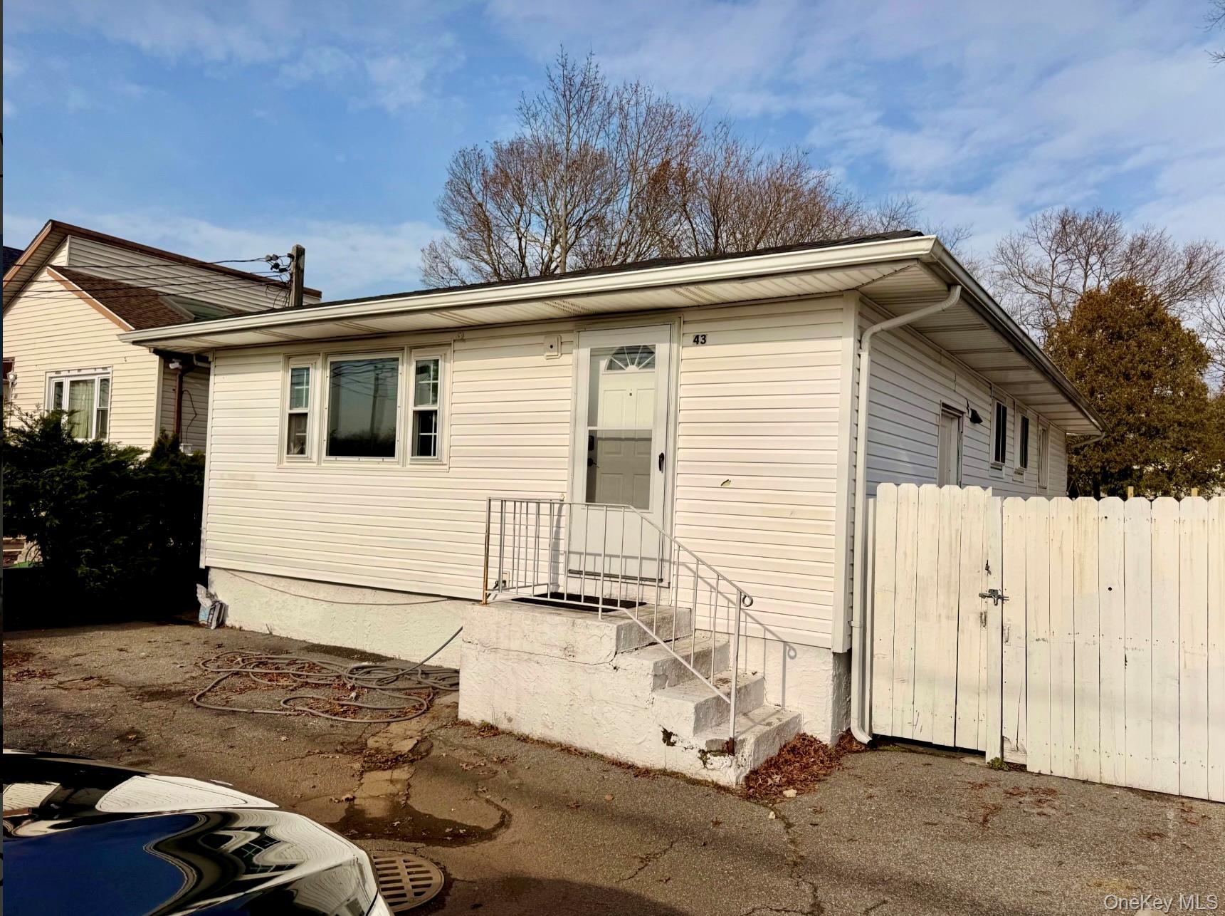43 Johnson Avenue