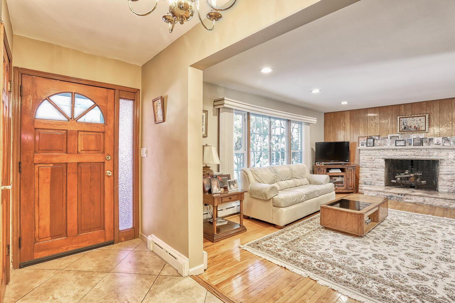 10 Glenbrook Road, Spring Valley, New York image 4