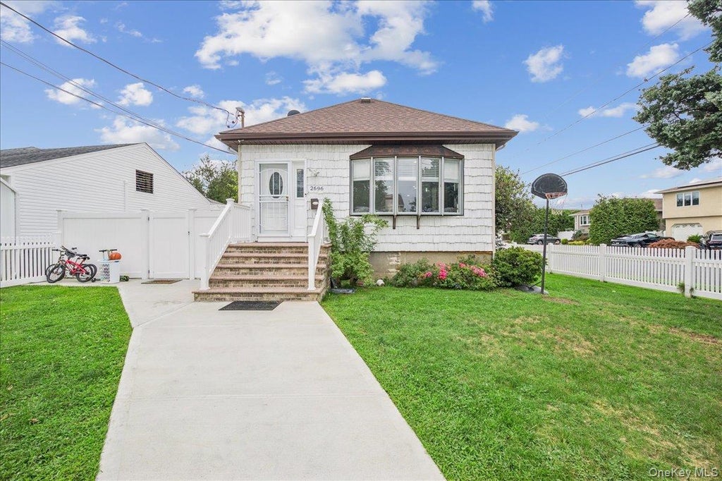 Photo of 2696 W Alder Road, Bellmore, NY 11710 (MLS # 1046828)