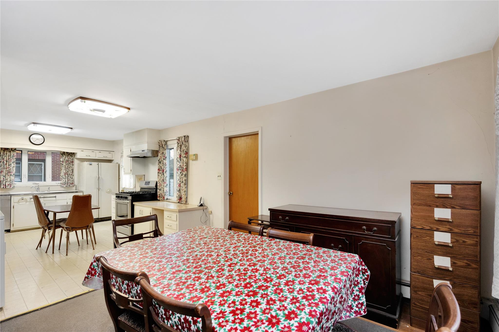 85 Nelson Street, Farmingdale, New York image 9