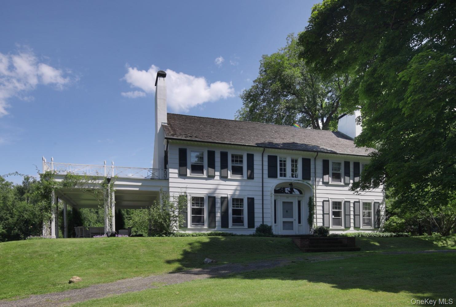 30 Dewey Lane