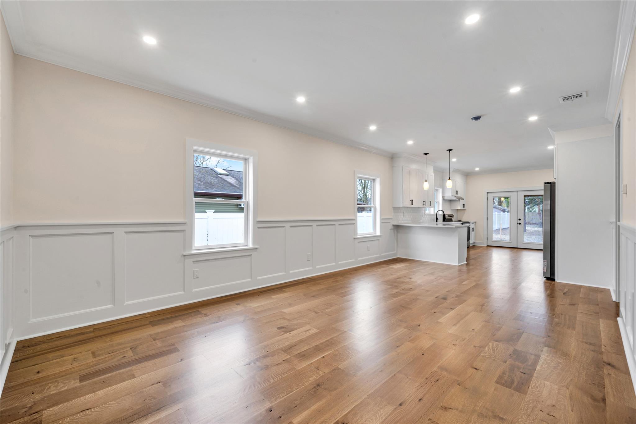 77 Oak Ave Shirley, Ny 119, Shirley, New York image 4