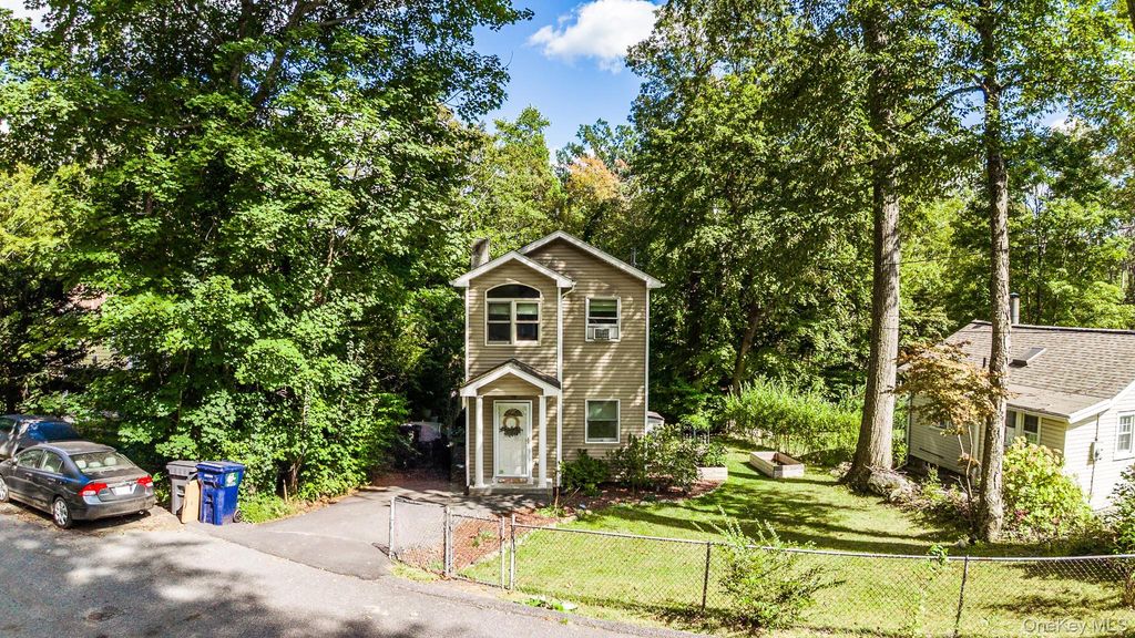 Photo of 16 Shenorock Drive, Yorktown Heights, NY 10598 (MLS # 963455)