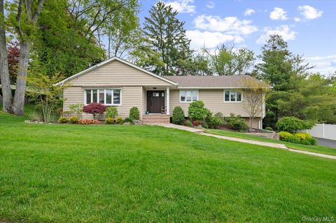 Homes For Sale - 6 Long Ridge Road<br/> Nassau County, Plainview, NY 11803