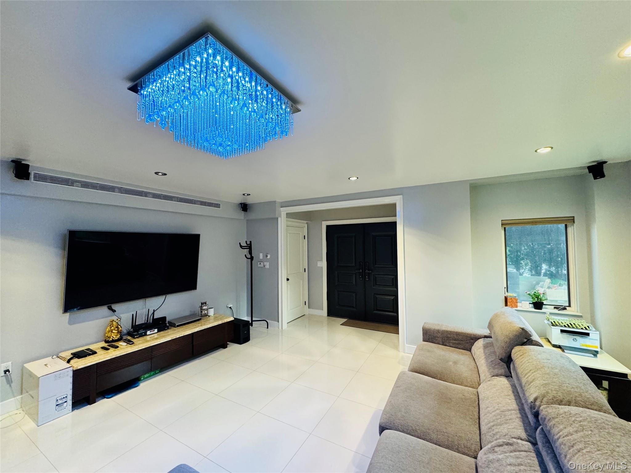 4902 Marathon Parkway