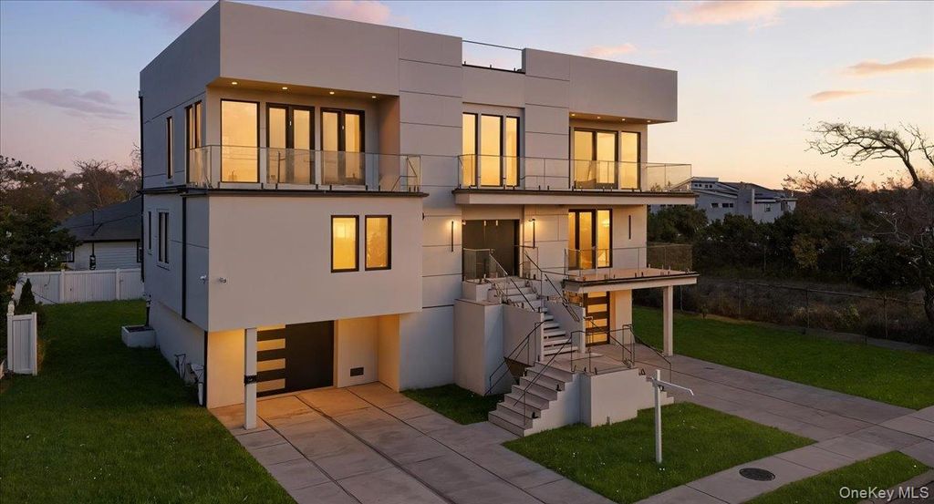 Photo of 1368 Beech Street, Atlantic Beach, NY 11509 (MLS # 988727)