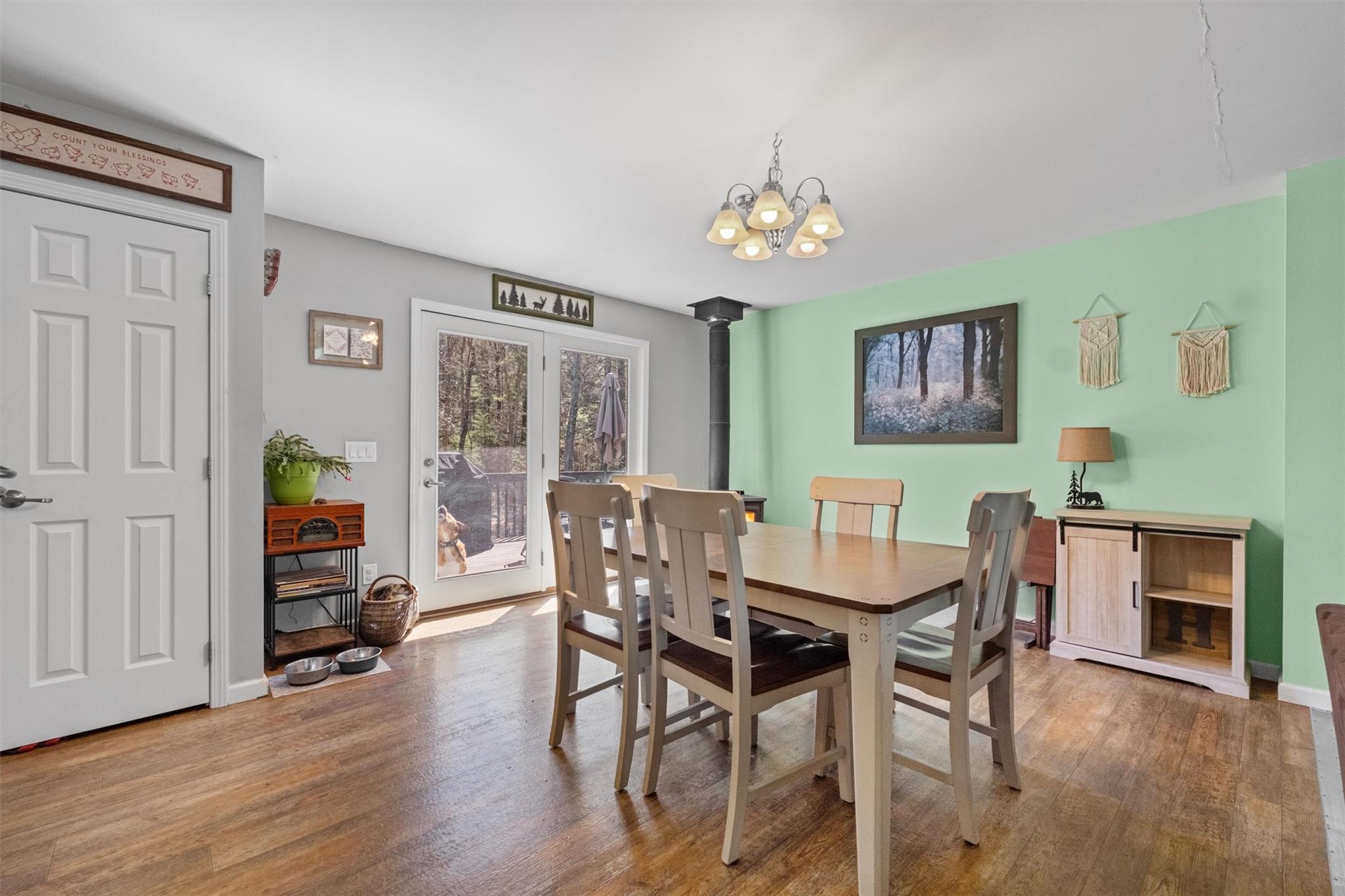 916 Queens Highway, Accord, New York image 9