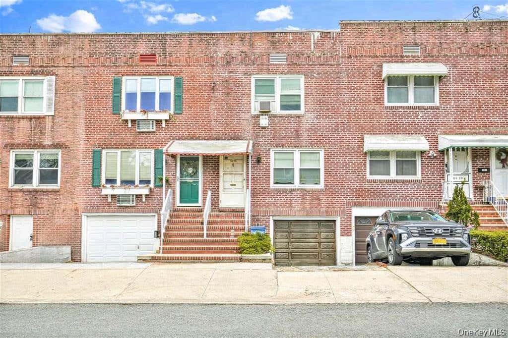 Photo of 84-92A Austin Street, Kew Gardens, NY 11415 (MLS # 1041051)
