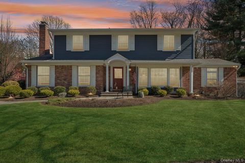 31 Fox Hunt Lane Cold Spring Harbor NY 11724