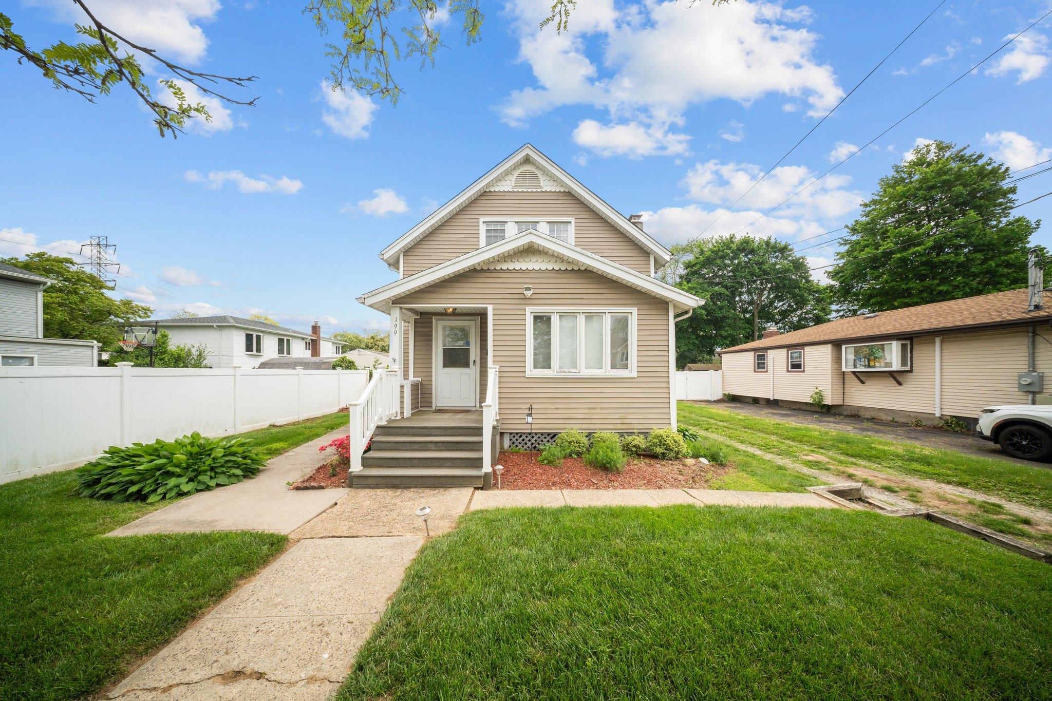 199 Central Avenue, Bethpage, New York image 5