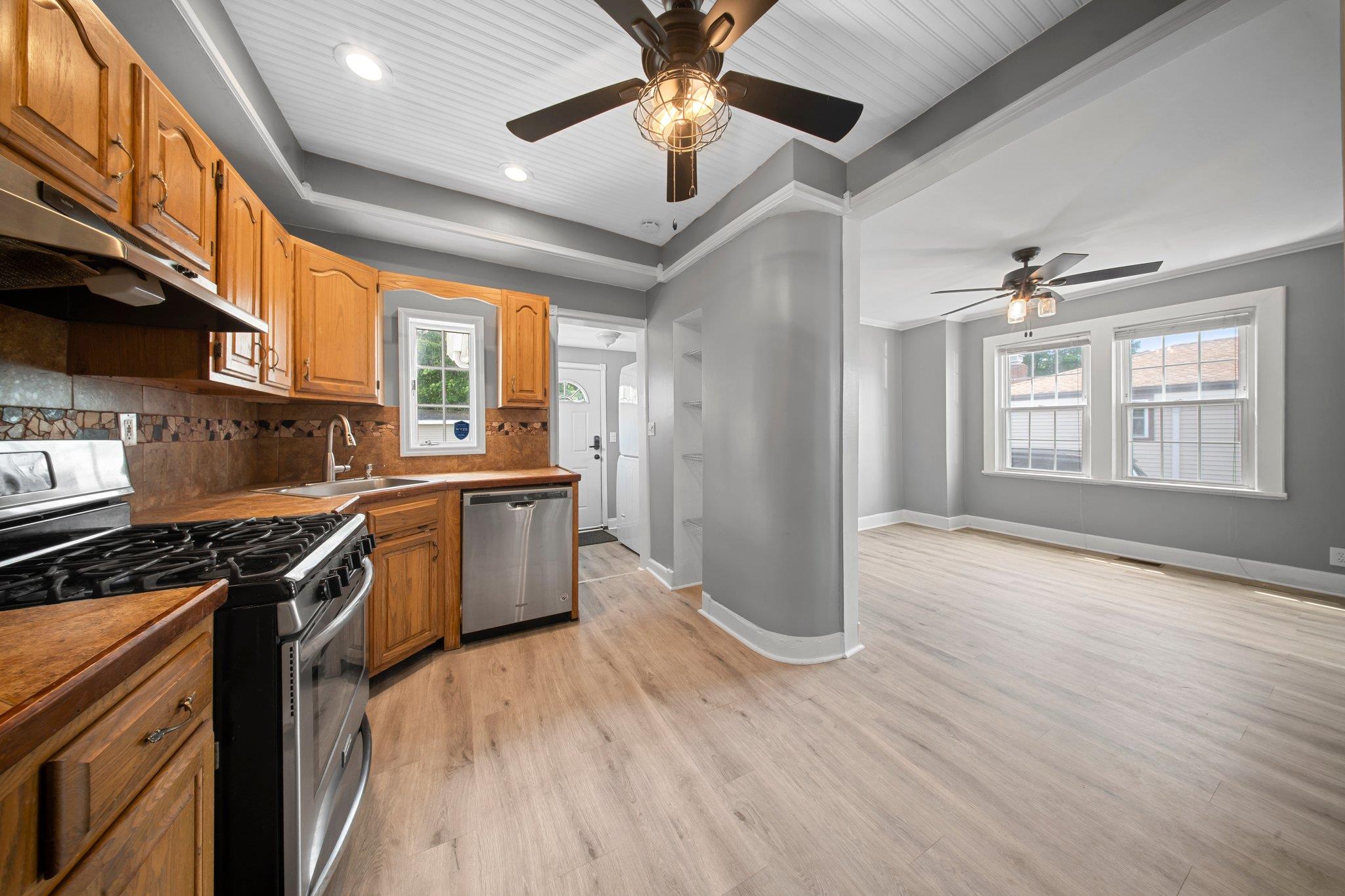 199 Central Avenue, Bethpage, New York image 15