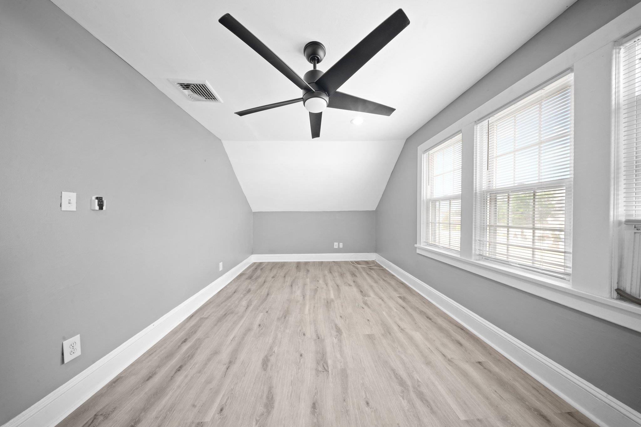199 Central Avenue, Bethpage, New York image 20