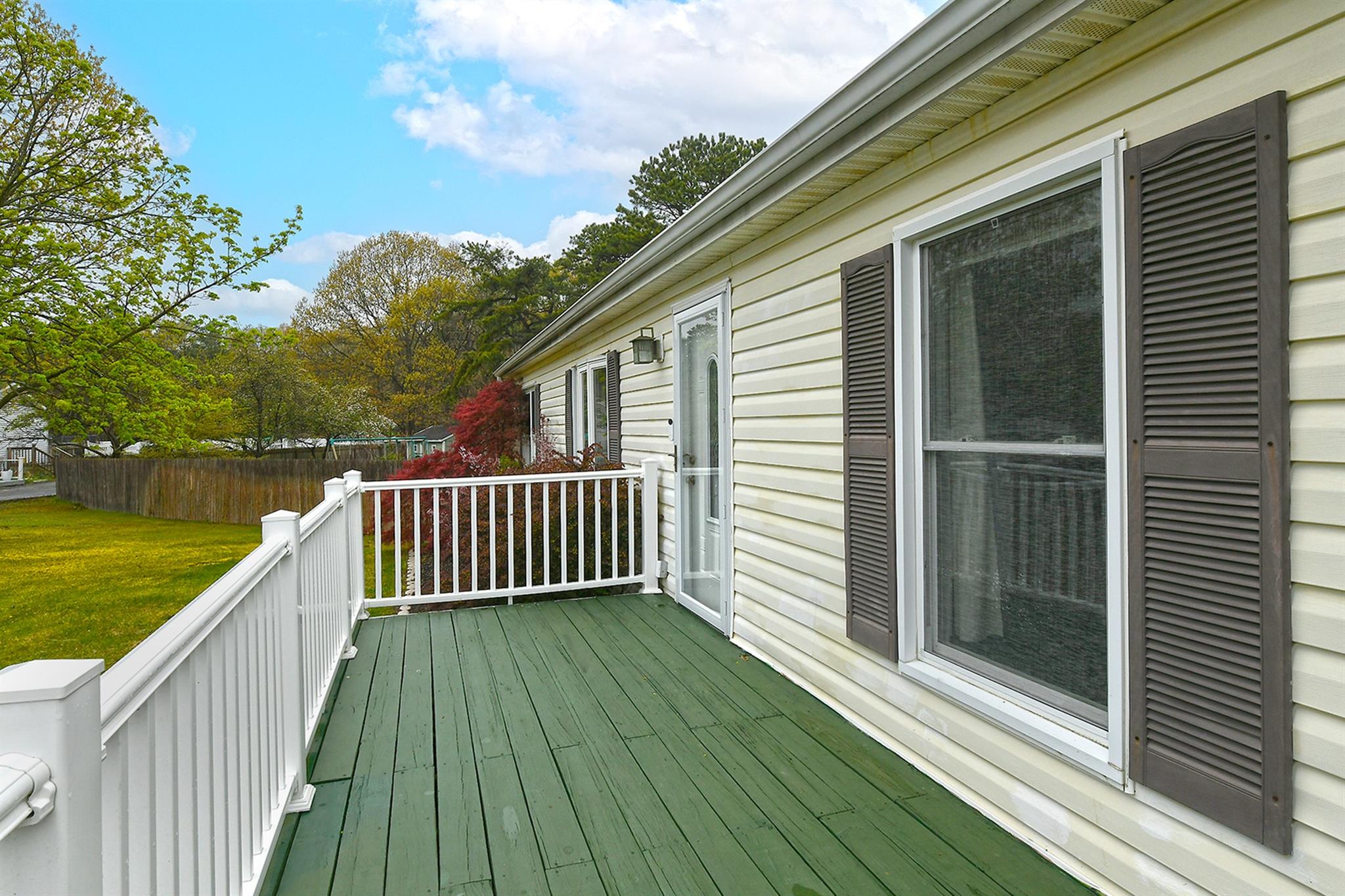 1 Mews Court, Holtsville, New York image 3