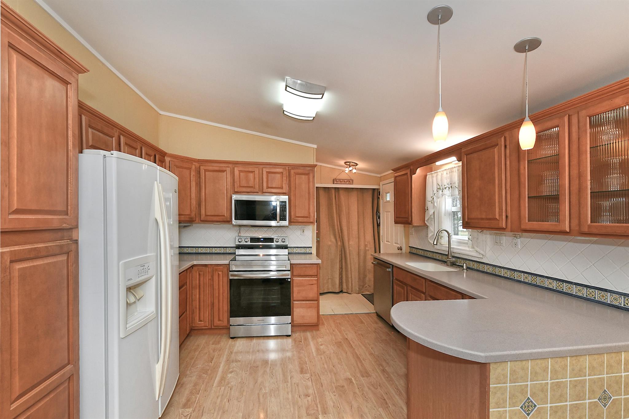 1 Mews Court, Holtsville, New York image 9