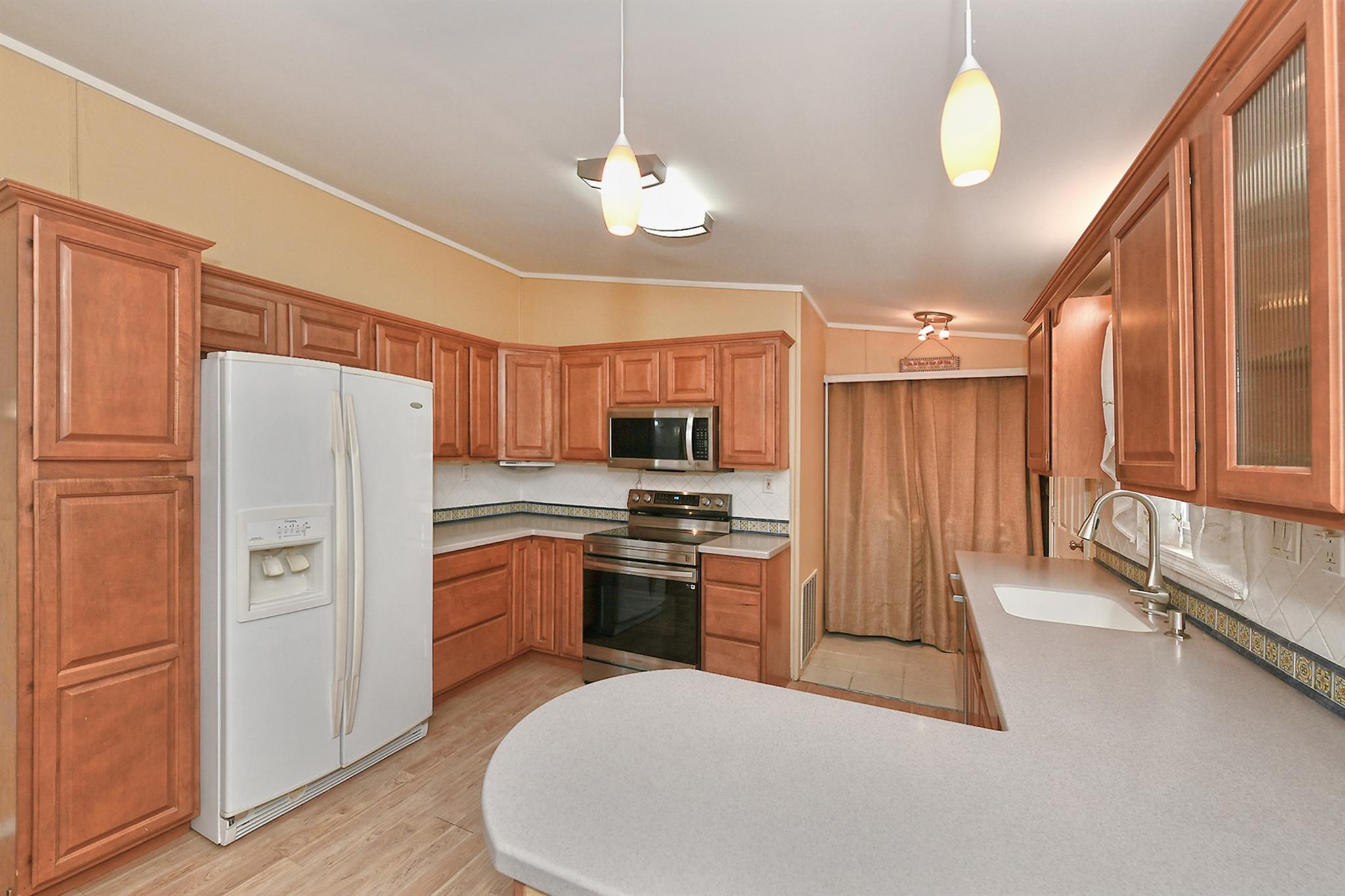 1 Mews Court, Holtsville, New York image 8