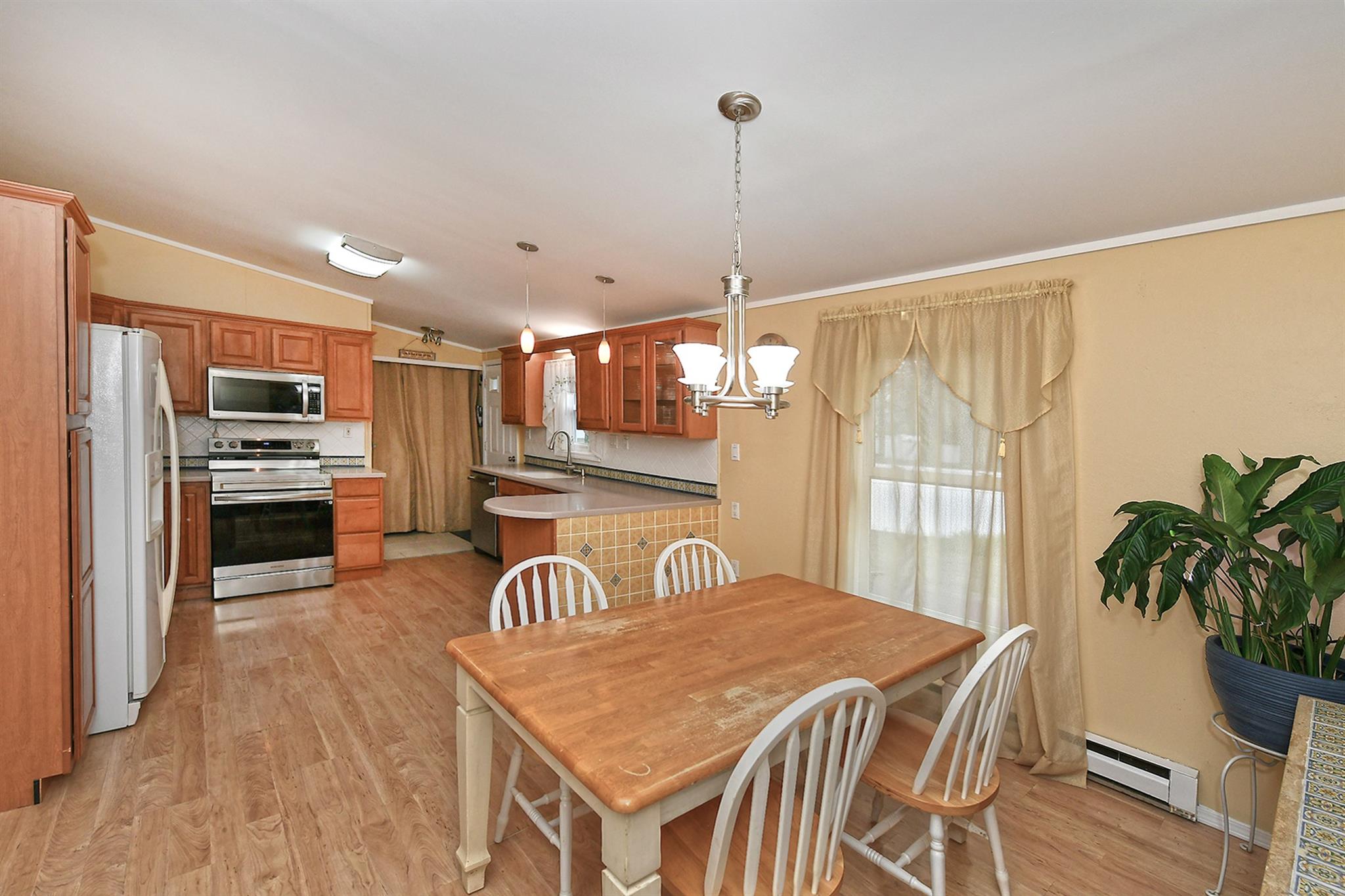 1 Mews Court, Holtsville, New York image 7