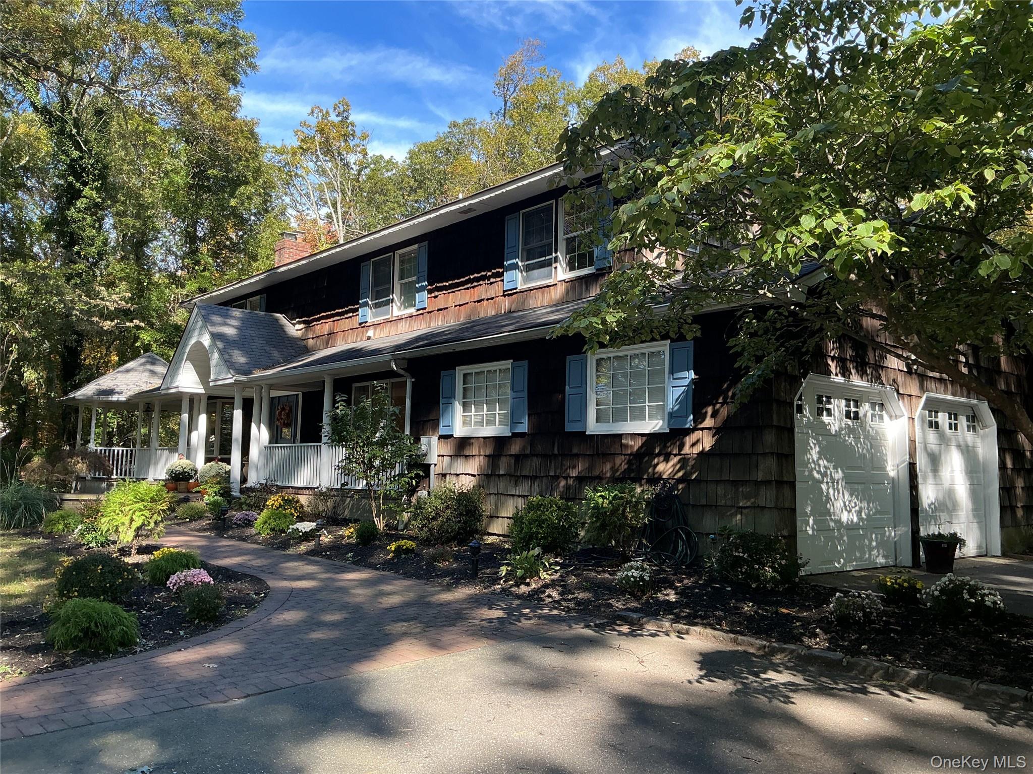 7 Salonga Woods Road