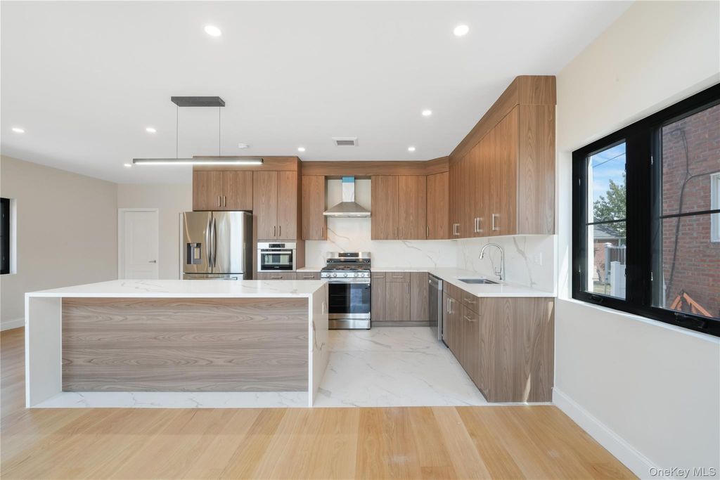 Photo of 75-31 175th Street, Fresh Meadows, NY 11366 (MLS # 815950)