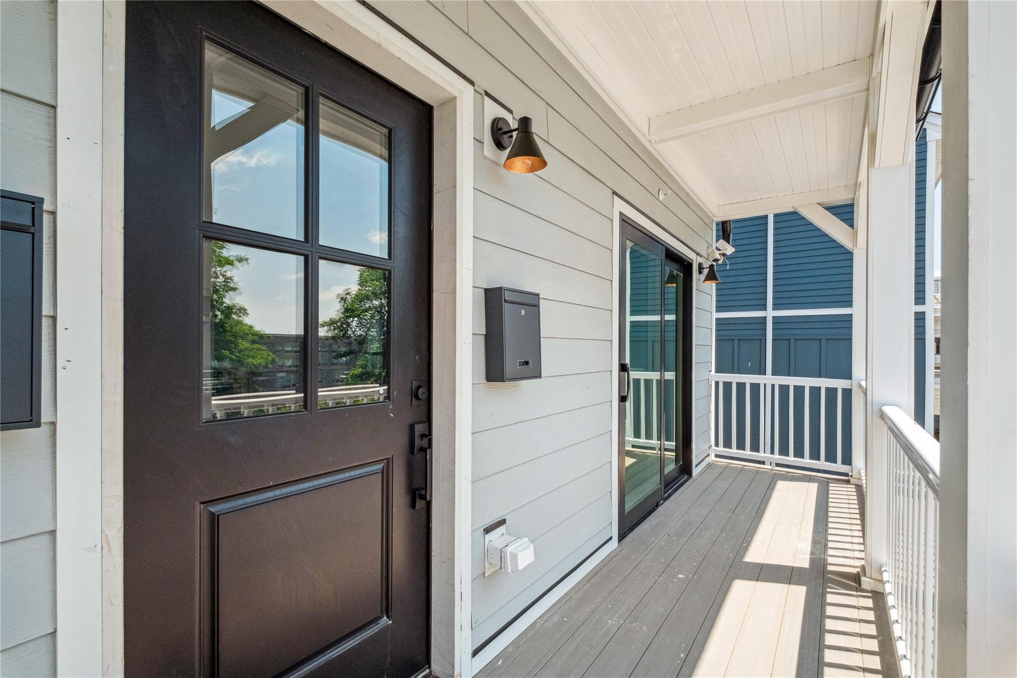 Rental Property at Hudson Street 2, Sleepy Hollow, New York - Bedrooms: 2 
Bathrooms: 2 
Rooms: 5  - $4,350 MO.