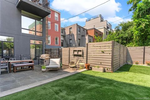 Condo For Sale - 491 Monroe Street #1B<br/> Brooklyn, NY 11221