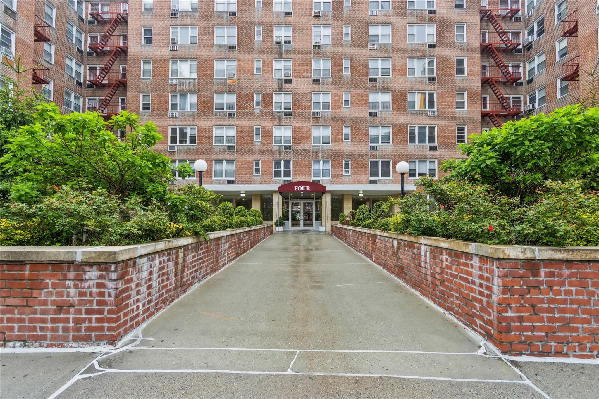 4 Sadore Lane #5L, Yonkers, New York image 31