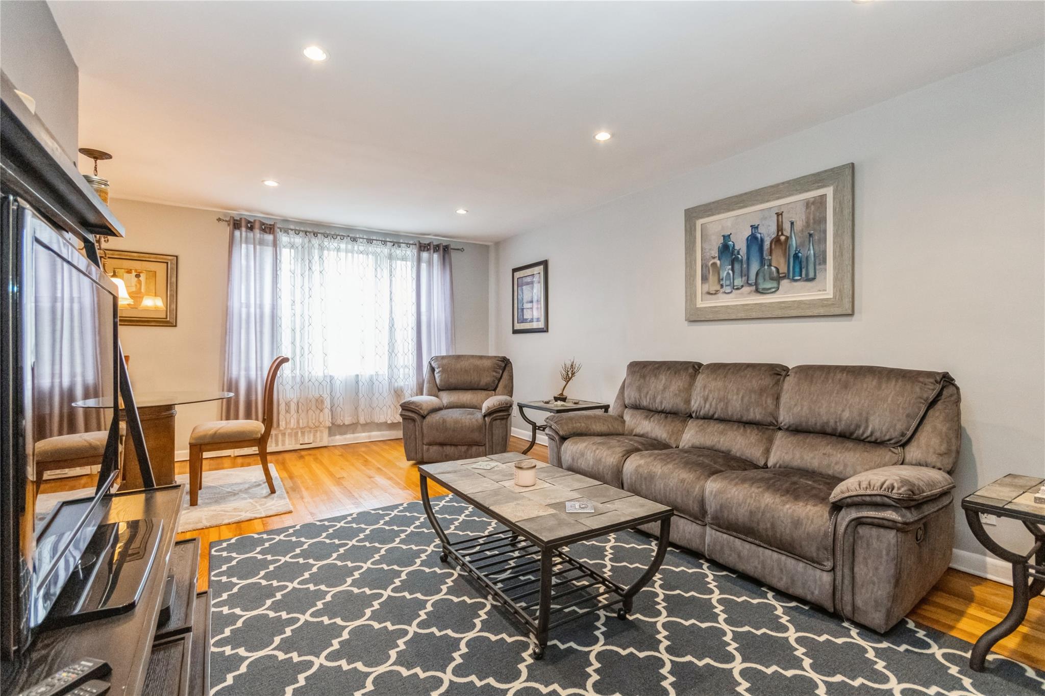 4 Sadore Lane #5L, Yonkers, New York image 4