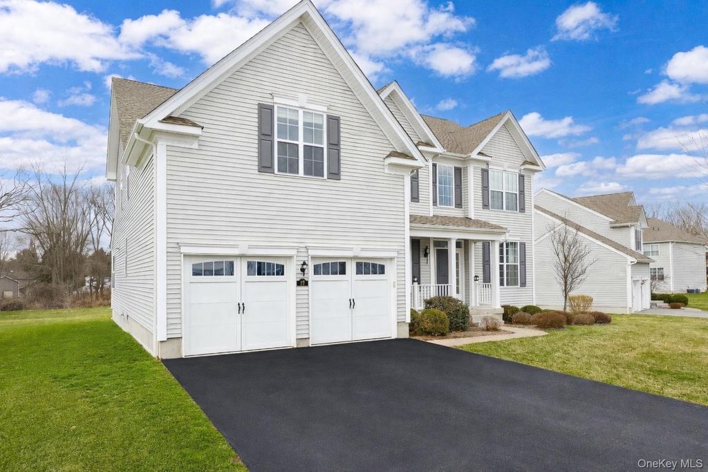 Photo of 27 E Van Buren Way, Hopewell Junction, NY 12533 (MLS # 975233)